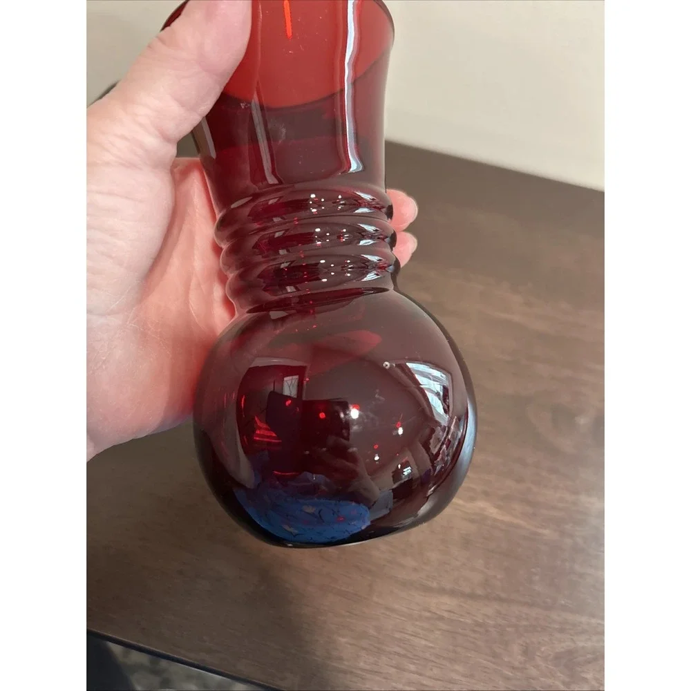 anchor hocking Royal Ruby 6 Vase Vintage Glass‎